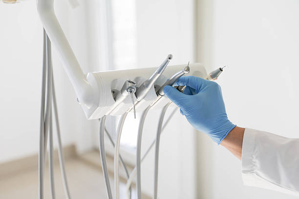 24/7 Emergency Wisdom Tooth Removal experts in Naples, UT